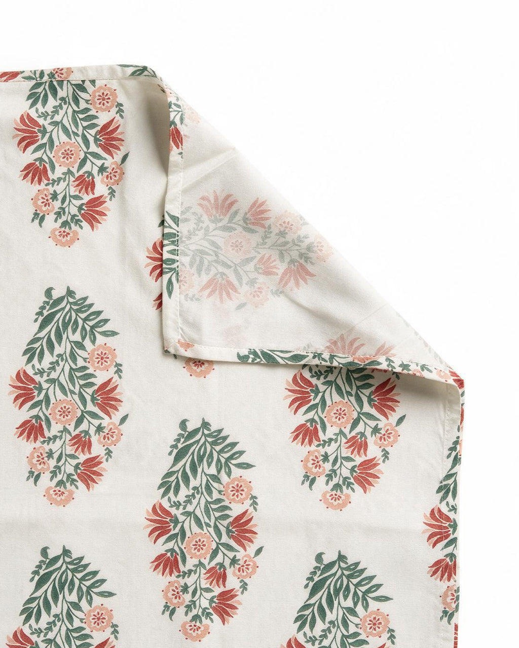 Evergreen Gul 100% Cotton  Bedsheet - 200 TC With 2 Pillow Covers