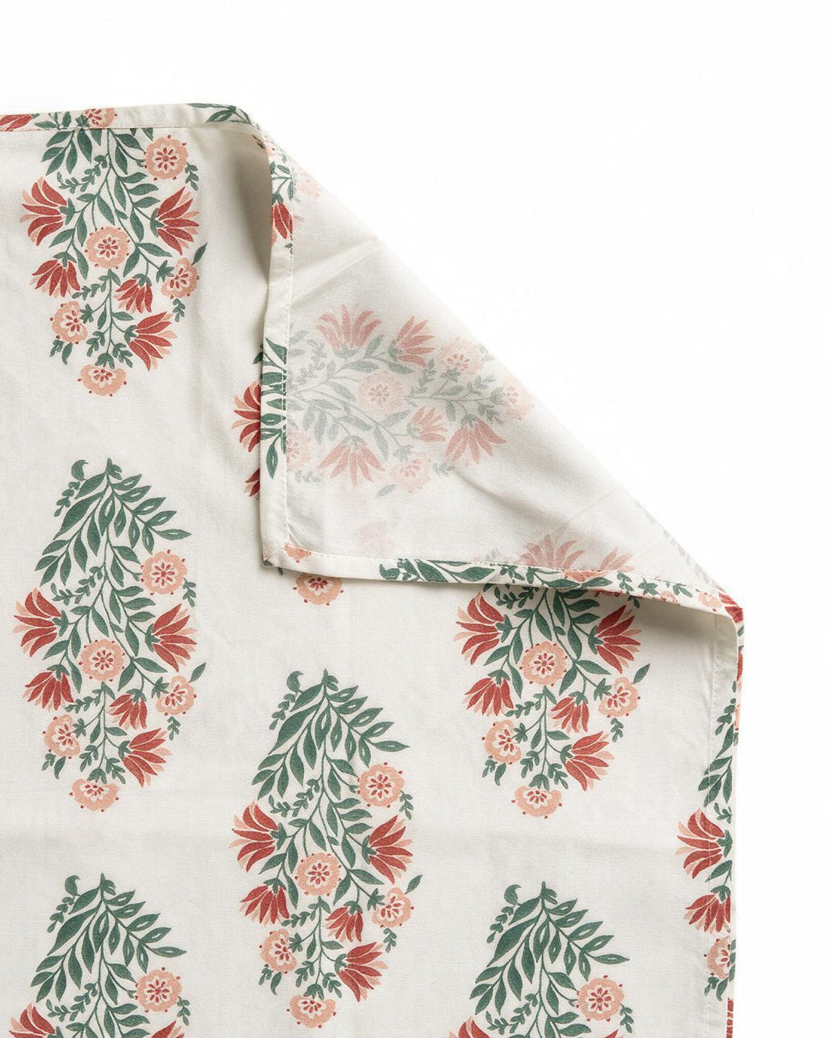 Evergreen Gul 100% Cotton  Bedsheet - 200 TC With 2 Pillow Covers